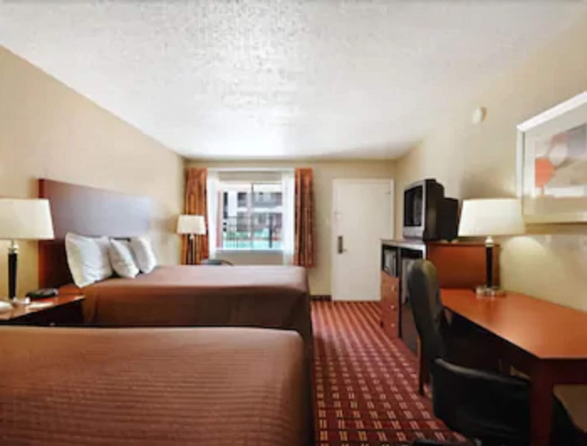 Super 8 by Wyndham Kerrville TX Eksteriør billede
